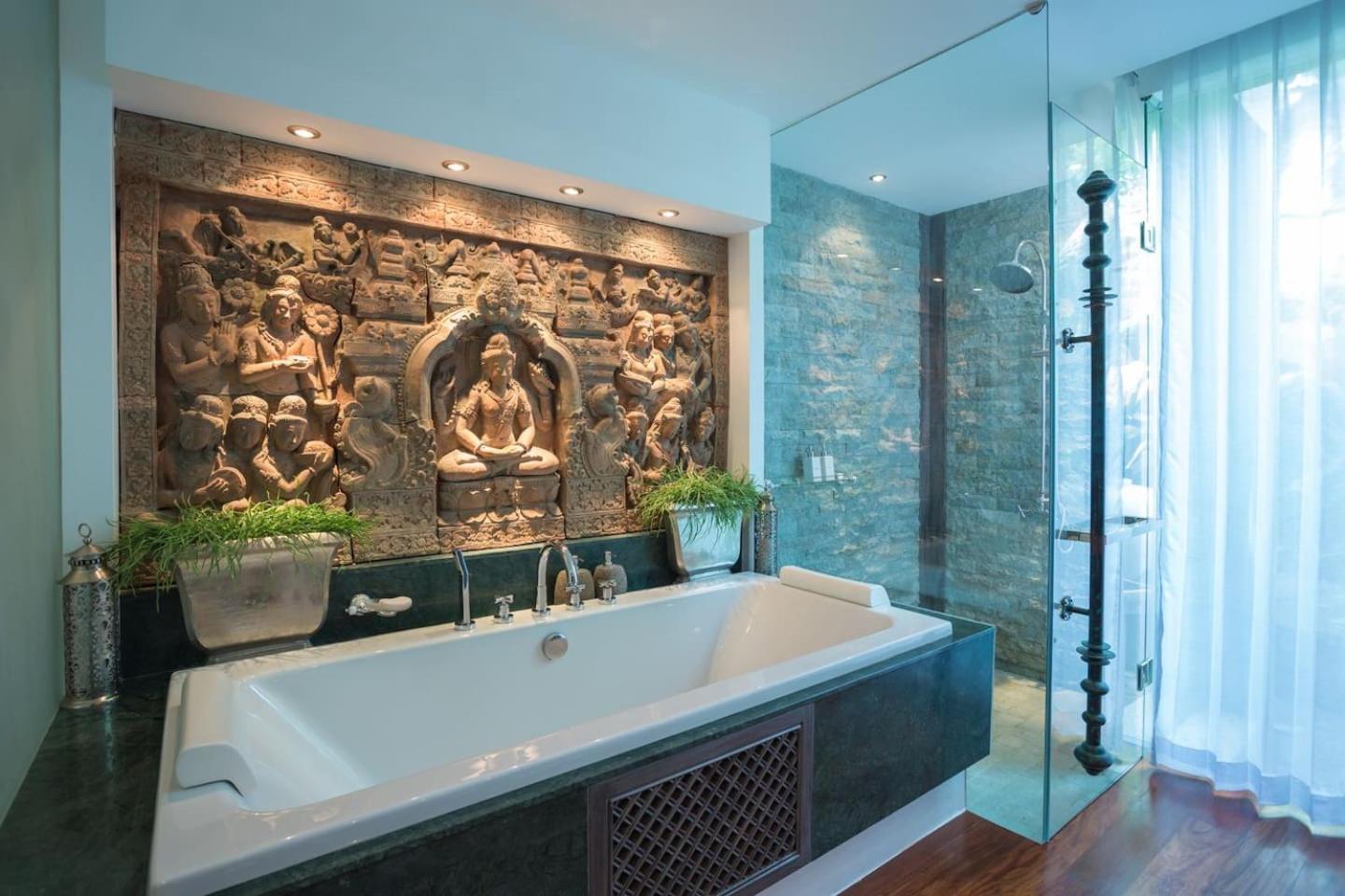 Villa On The Rocks, 4 Bedrooms, Phuket Praia de Surin Exterior foto